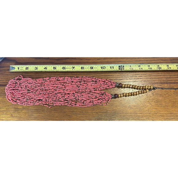 Women's Unbranded Coral colored Beaded Necklace - Picture 5 of 5